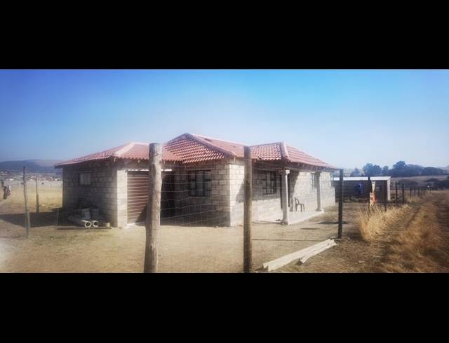 4 BEDROOM FREESTANDING FOR SALE IN MPOPHOMENI